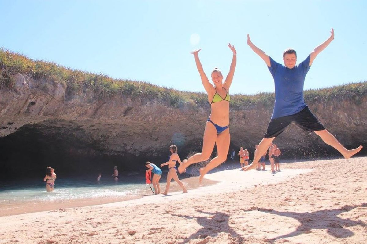 hidden beach marieta island puerto vallarta