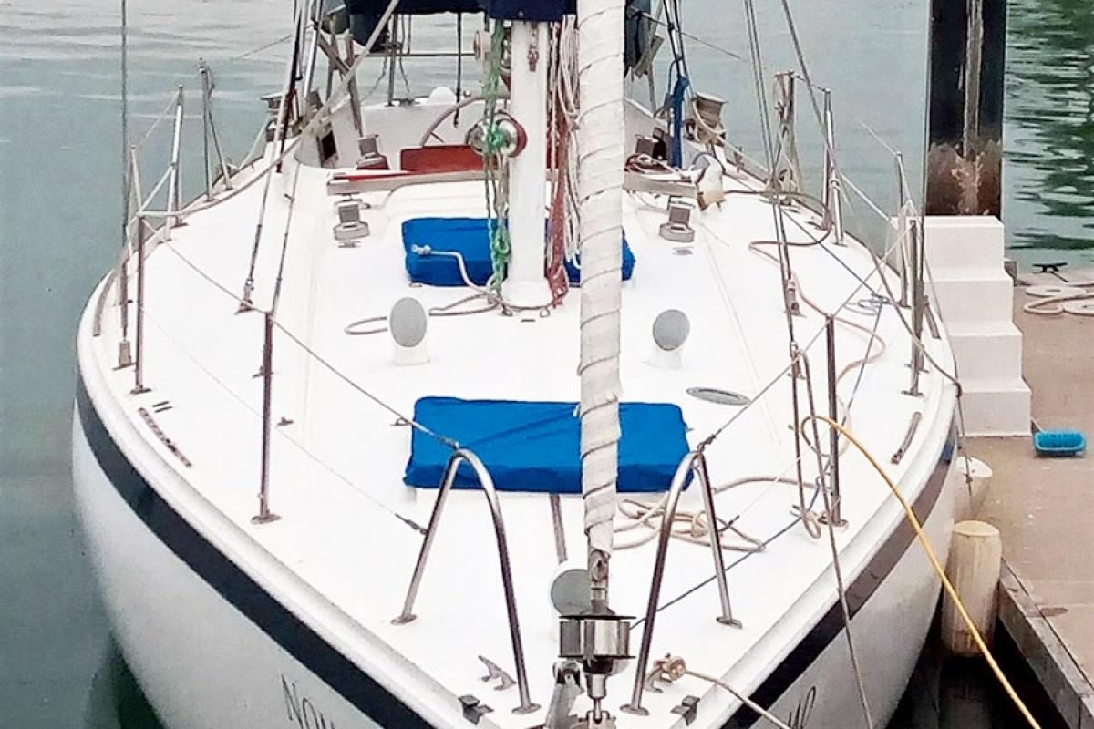 Puerto Vallarta Sailboat 39 feet Rental