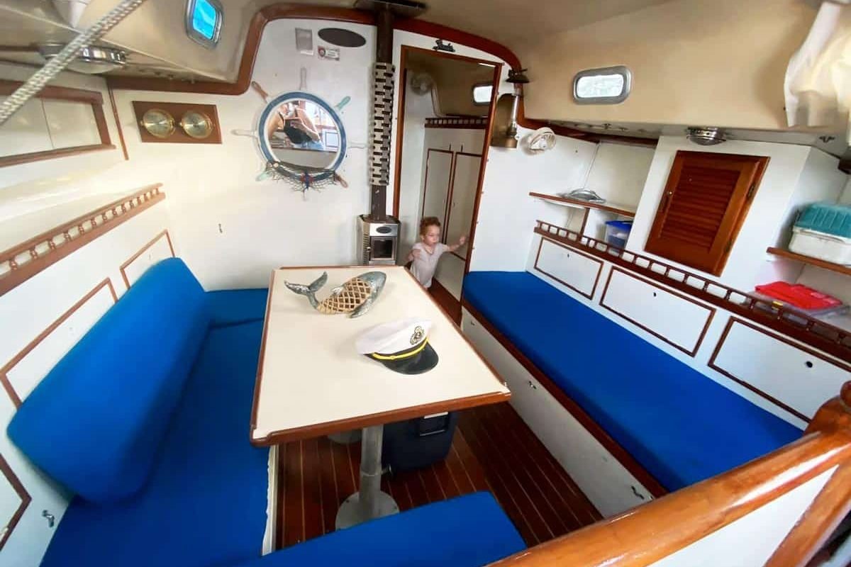 Puerto Vallarta Sailboat Rental Columbia 38