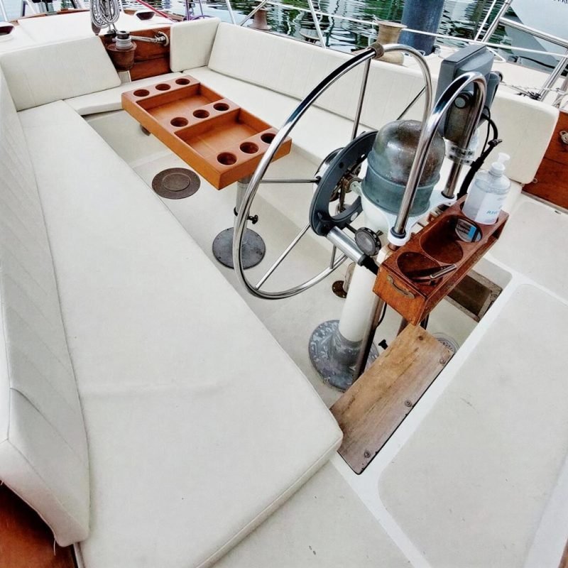 Puerto Vallarta Sailboat Rental Columbia 38