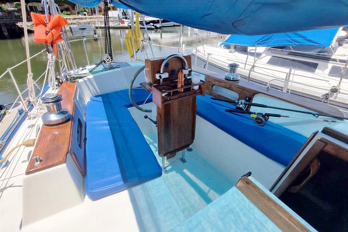 Puerto Vallarta Sailboat Rental Irwin 40