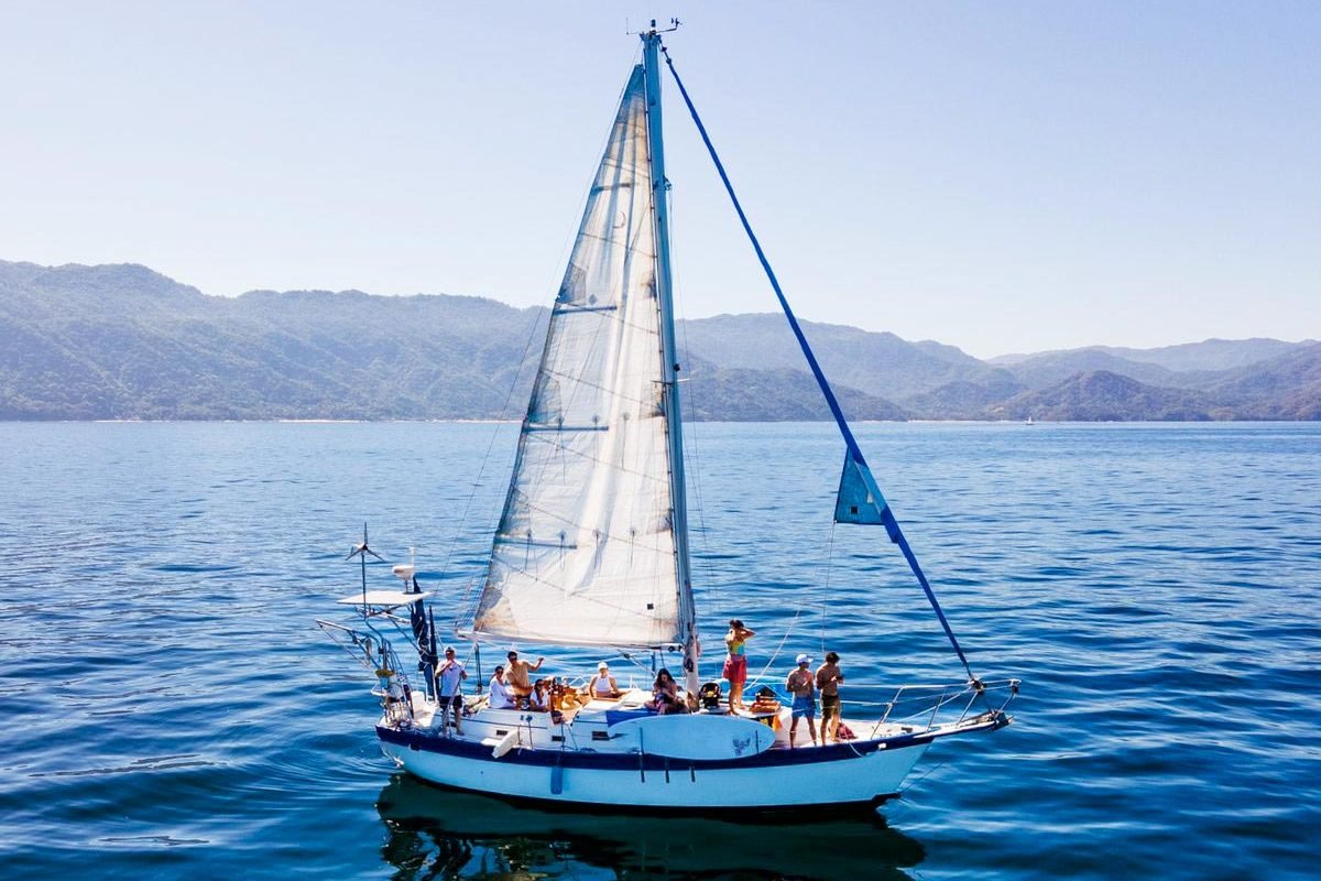 Veleros en Puerto Vallarta Irwin 40
