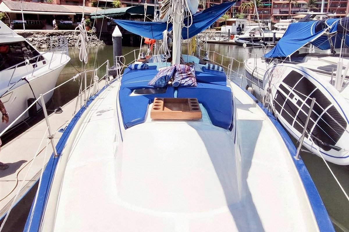 Veleros en Puerto Vallarta Irwin 40