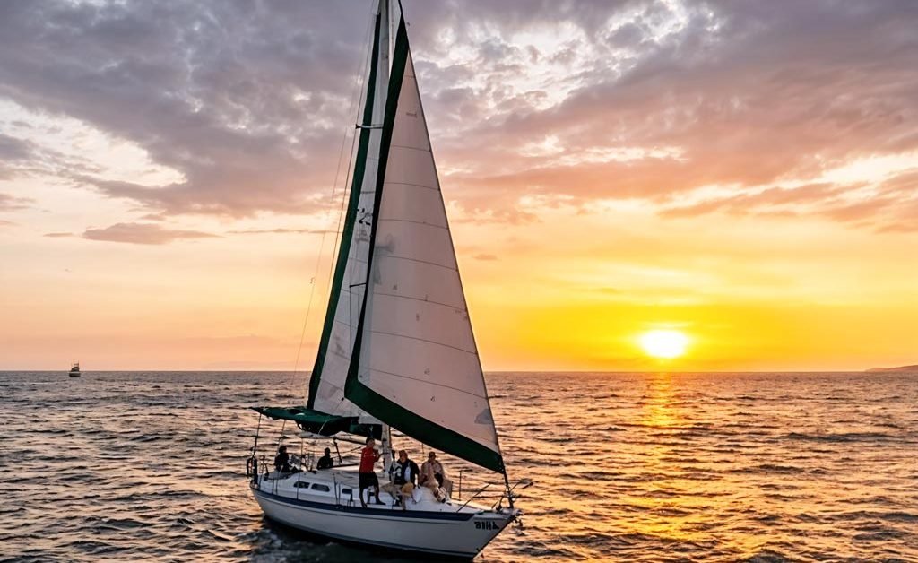 Velero en Puerto Vallarta - Viva 36